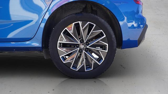 Skoda Kamiq Plus 1.0 TSI+Kamera+LED+Sitzheizung+Tempomat 