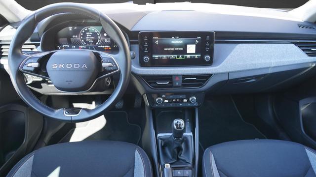 Skoda Kamiq Plus 1.0 TSI+Kamera+LED+Sitzheizung+Tempomat 
