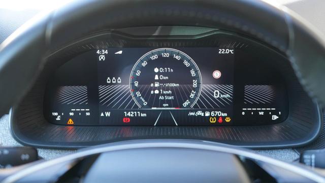 Skoda Kamiq Plus 1.0 TSI+Kamera+LED+Sitzheizung+Tempomat 