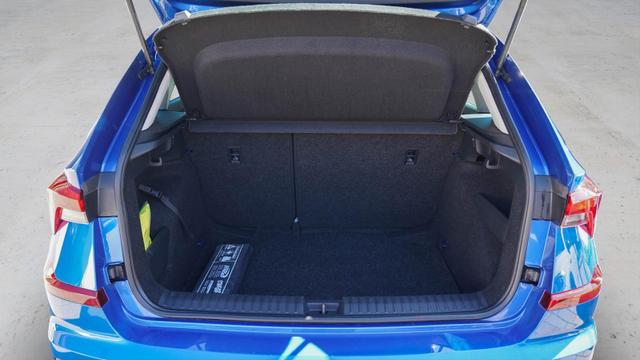 Skoda Kamiq Plus 1.0 TSI+Kamera+LED+Sitzheizung+Tempomat 