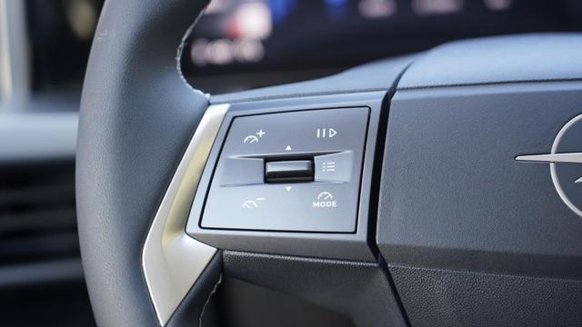 Opel Frontera Ultimate 7-Sitzer *7 Sitze*Navi|Sitzheizung**sofort verf&uuml;gbar** 