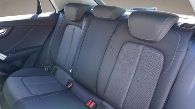 Audi Q2 S-Line 35TFSI S Line 35TFSI+Kamera+Matrix-LED+Panoramadach 