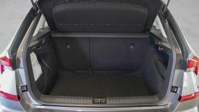 Skoda Kamiq Selection 1.5TSI DSG+KomfortPaket+AHK 