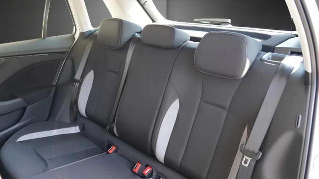 Skoda Kamiq Selection 1.5TSI DSG+KomfortPaket+AHK 