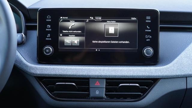 Skoda Kamiq Selection 1.5TSI DSG+AHK+KomfortPaket+BlackPaket+16" 