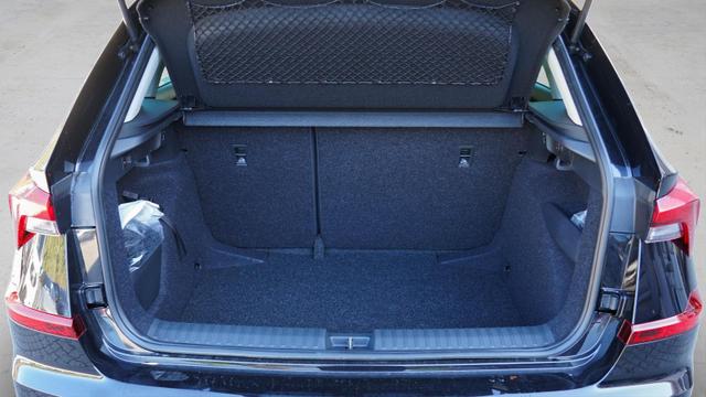 Skoda Kamiq Selection 1.5TSI DSG+AHK+KomfortPaket+BlackPaket+16" 