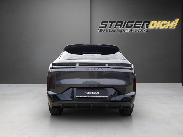 Lynk & Co 08 Core +ACC+PANO+LED+Plugin Hybrid 