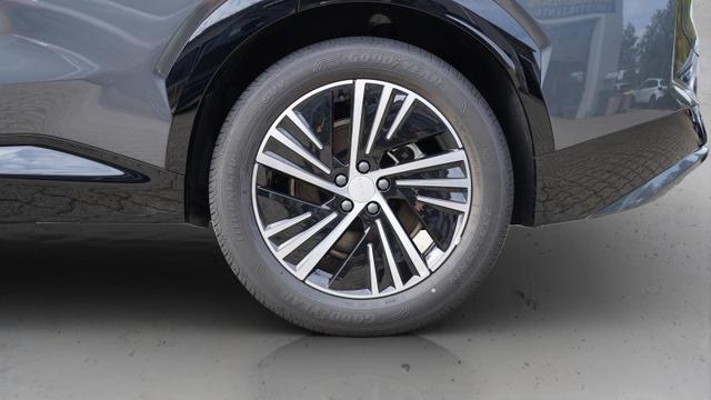 Lynk & Co 08 Core +ACC+PANO+LED+Plugin Hybrid 