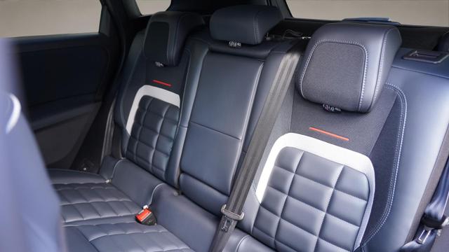 Citro&euml;n C5 Aircross Max 1.2 MHEV Matrix-LED ab 239&euro; mtl. **sofort verf&uuml;gbar** 