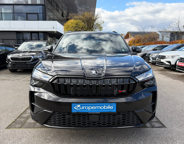 Vorne Skoda Kodiaq RS 2.0 TSI 195kW 4x4 DSG