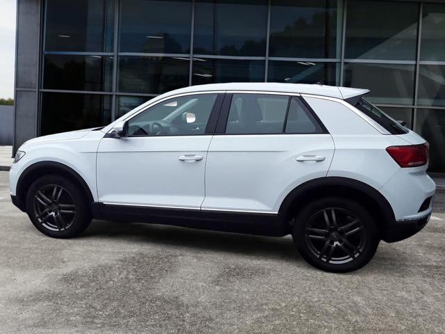 Volkswagen / T-Roc / Pure White / / / T-Roc