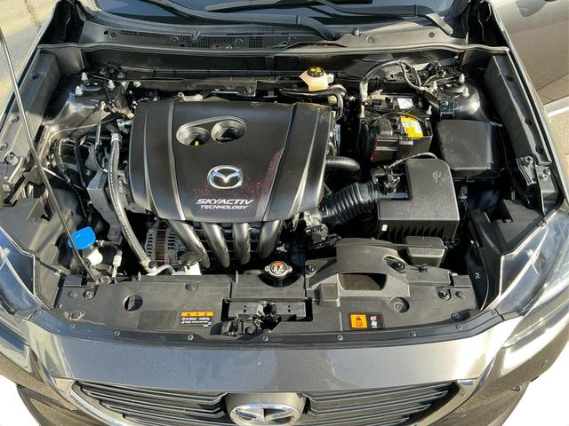 Mazda / CX-3 / grau / / / CX-3