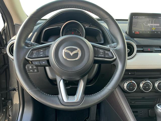 Mazda / CX-3 / grau / / / CX-3