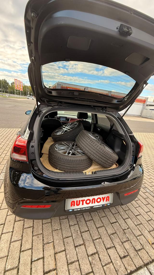 Kia Rio 1.0 T-GDI Platinum Edition 