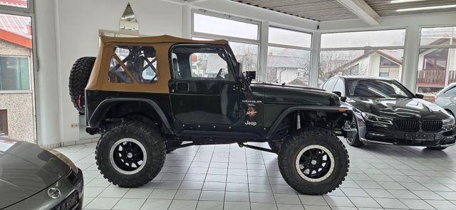 Jeep Wrangler Sahara 4.0 TJ Softtop *ASP*Winde*Bügel* 