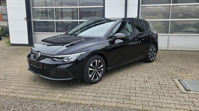 Volkswagen Golf VIII Lim. 1.5 eTSI United *Kamera*ACC*h&k* 