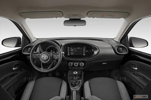 Toyota Aygo X 1.0 VVT-i Play 