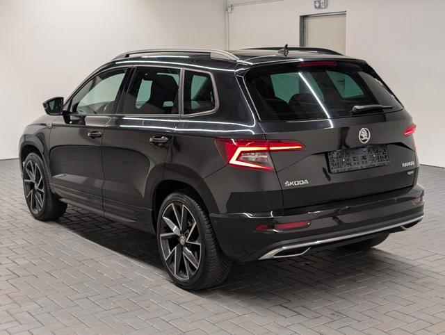 Skoda Karoq Sportline 4x4 Standhz/AHK/Pano/DCC/Canton 