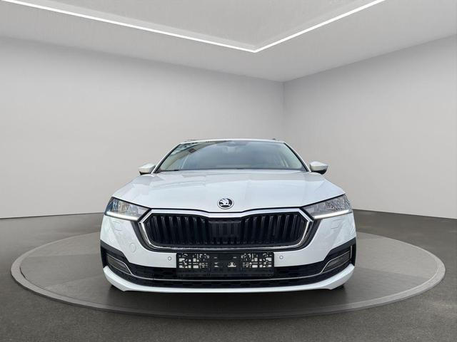 Skoda Octavia Combi - LED/Virco/Carplay/Kam/SHZ/AHK/HUD