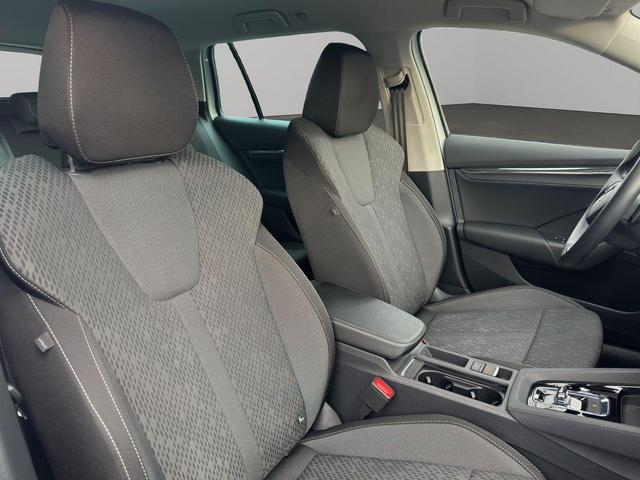 Skoda Octavia Combi LED/Virco/Carplay/Kam/SHZ/AHK/HUD 