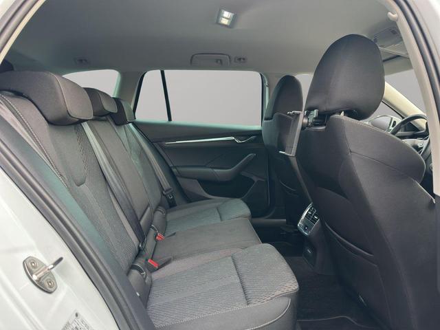 Skoda Octavia Combi LED/Virco/Carplay/Kam/SHZ/AHK/HUD 