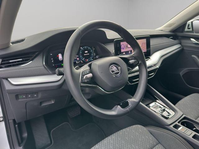 Skoda Octavia Combi LED/Virco/Carplay/Kam/SHZ/AHK/HUD 