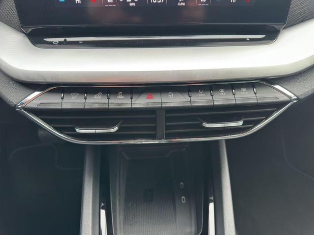 Skoda Octavia Combi LED/Virco/Carplay/Kam/SHZ/AHK/HUD 