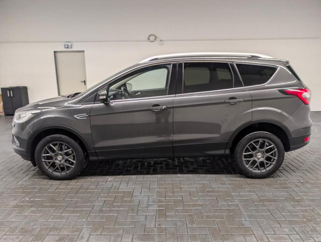 Ford Kuga Titanium AHK/el.Heck/Bi-Xenon/Kam/Navi/SHZ 