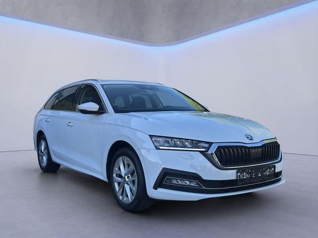 Skoda Octavia Combi Selection Plus LED/AHK/HuD/ACC/4xSHZ/Navi/Kam 