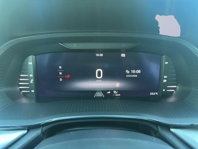 Skoda Octavia Combi Selection Plus LED/AHK/HuD/ACC/4xSHZ/Navi/Kam 