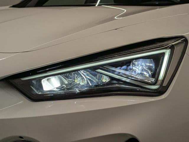 Seat Formentor LED/Pano/Kam/SHZ/el.Heck/Keyl./19"LM 
