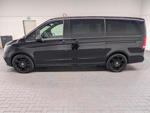 Mercedes-Benz V-Klasse V 300 lang AMG-Line LED/Pano/AHK/Leder/el.Türen 