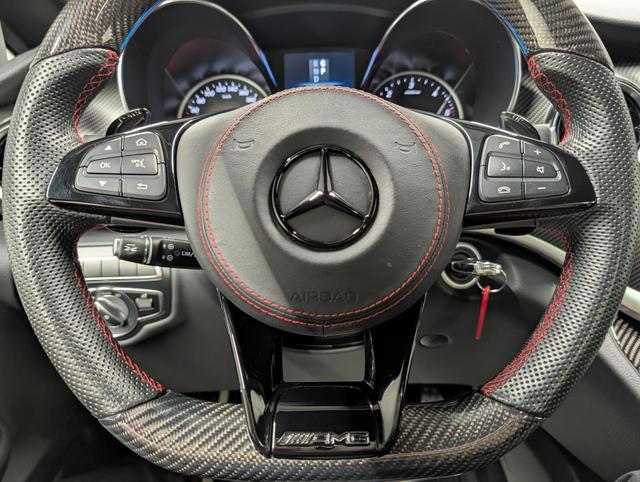 Mercedes-Benz V-Klasse V 300 lang AMG-Line LED/Pano/AHK/Leder/el.Türen 