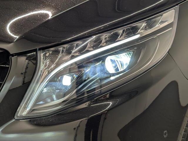 Mercedes-Benz V-Klasse V 300 lang AMG-Line LED/Pano/AHK/Leder/el.Türen 