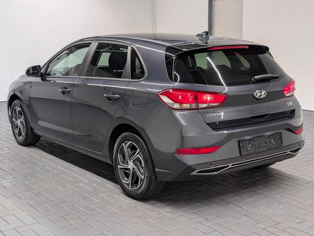 Hyundai i30 LED/SHZ/LHZ/PDC/Kam/Carplay/16"LM 