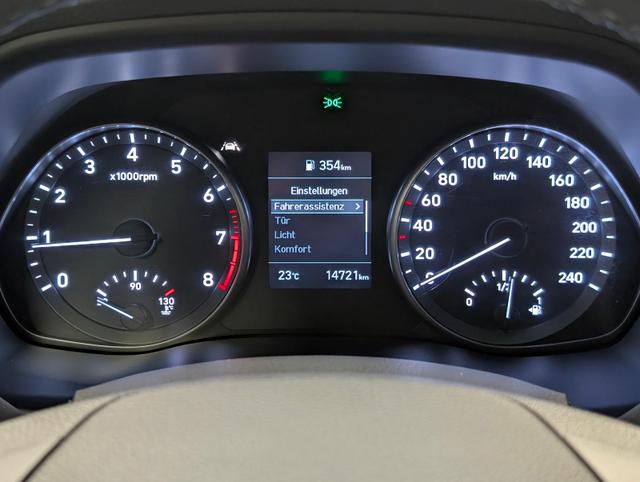 Hyundai i30 LED/SHZ/LHZ/PDC/Kam/Carplay/16"LM 