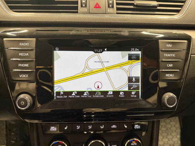 Superb Combi Style Bi-Xenon/Navi/SHZ/PDC/el.Heck/AHK 