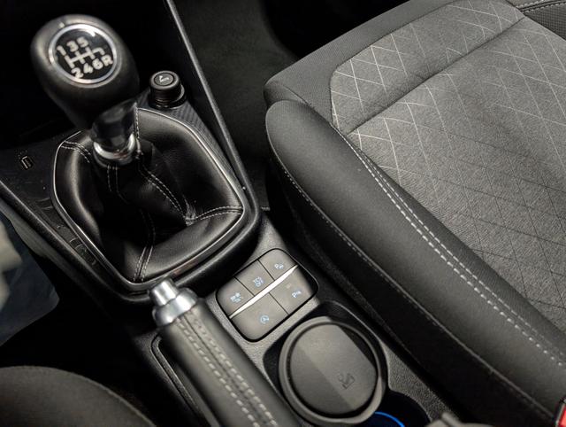 Ford Fiesta Active LED/Navi/SHZ/AHK/Kam/Tempom./17-LM 