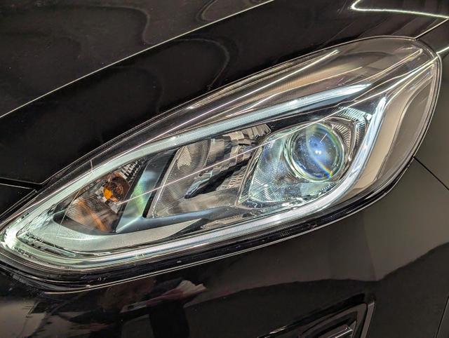 Ford Fiesta Active LED/Navi/SHZ/AHK/Kam/Tempom./17-LM 