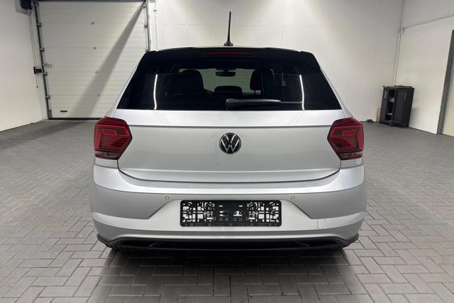Volkswagen Polo R-Line LED/Navi/SHZ/PDC/ACC/17-LM 