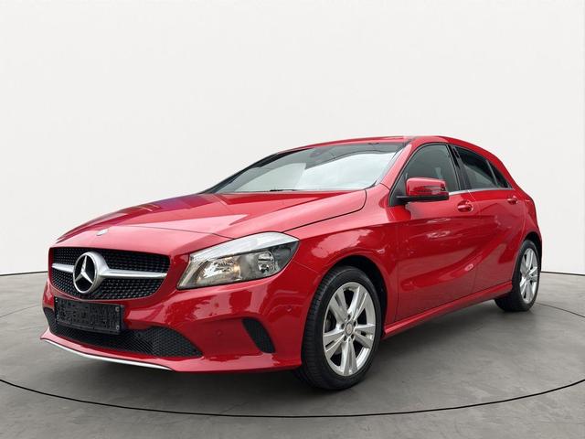 Gebrauchtfahrzeug Mercedes-Benz A-Klasse - A 180 Navi/SHZ/PDC/Bluetooth