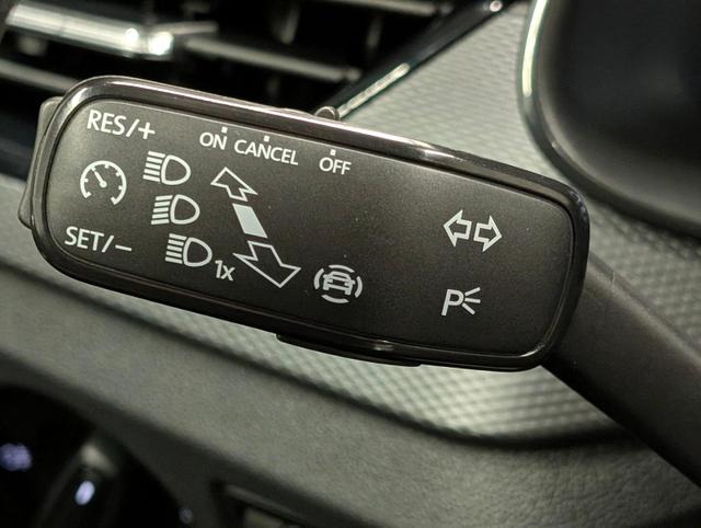 Skoda Kamiq LED/DAB/PDC/Klimaaut/SHZ/Keyless 