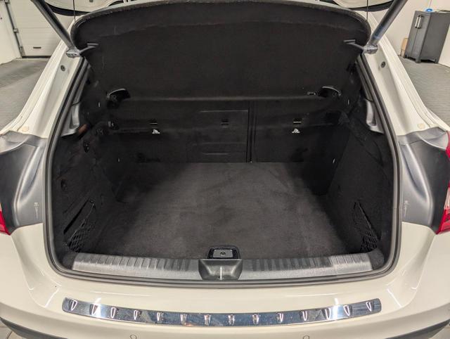 GLA 180 Navi/Pano/Kam/SHZ/el.Heck/Tempomat 