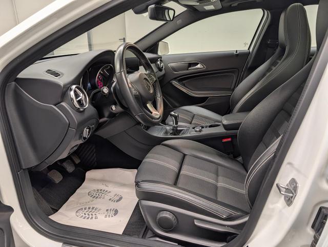 GLA 180 Navi/Pano/Kam/SHZ/el.Heck/Tempomat 