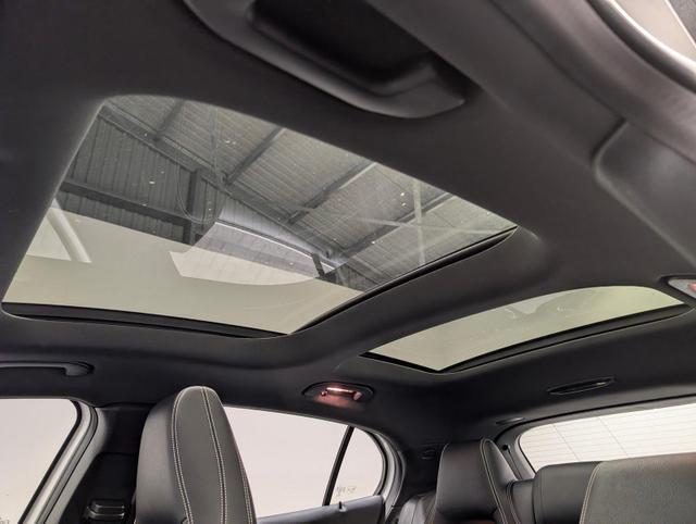 GLA 180 Navi/Pano/Kam/SHZ/el.Heck/Tempomat 