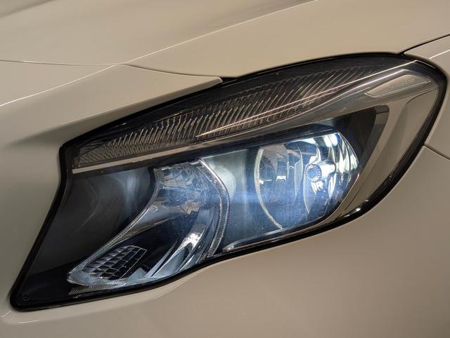 GLA 180 Navi/Pano/Kam/SHZ/el.Heck/Tempomat 