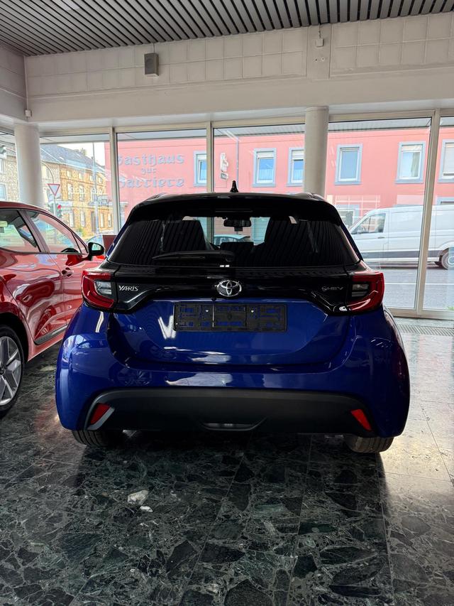 Toyota Yaris 1.5 Hybrid Style 