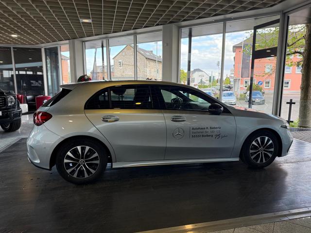 Mercedes-Benz A-Klasse A 180 AMG Line/WinterP/AHK/Totwinkel 