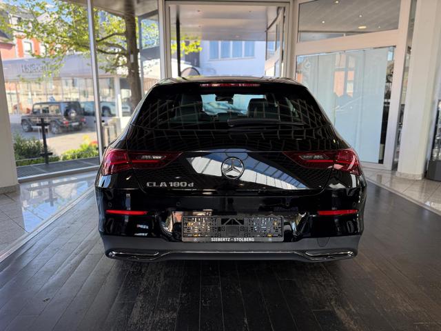 Mercedes-Benz CLA Shooting Brake 180 d SB Progressive / AMBIENTE DISTRONIC PLUS/ KEYLESS 