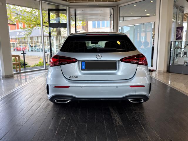 Mercedes-Benz A-Klasse A 180 AMG Line/WinterP/AHK/Totwinkel 
